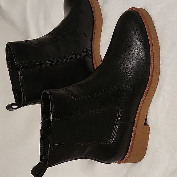 LUCKY BRAND Black Ressy Boot size 7 1/2 - Picture 2 of 7